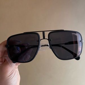 ✨Carrera CA GLORY ll Sunglasses✨